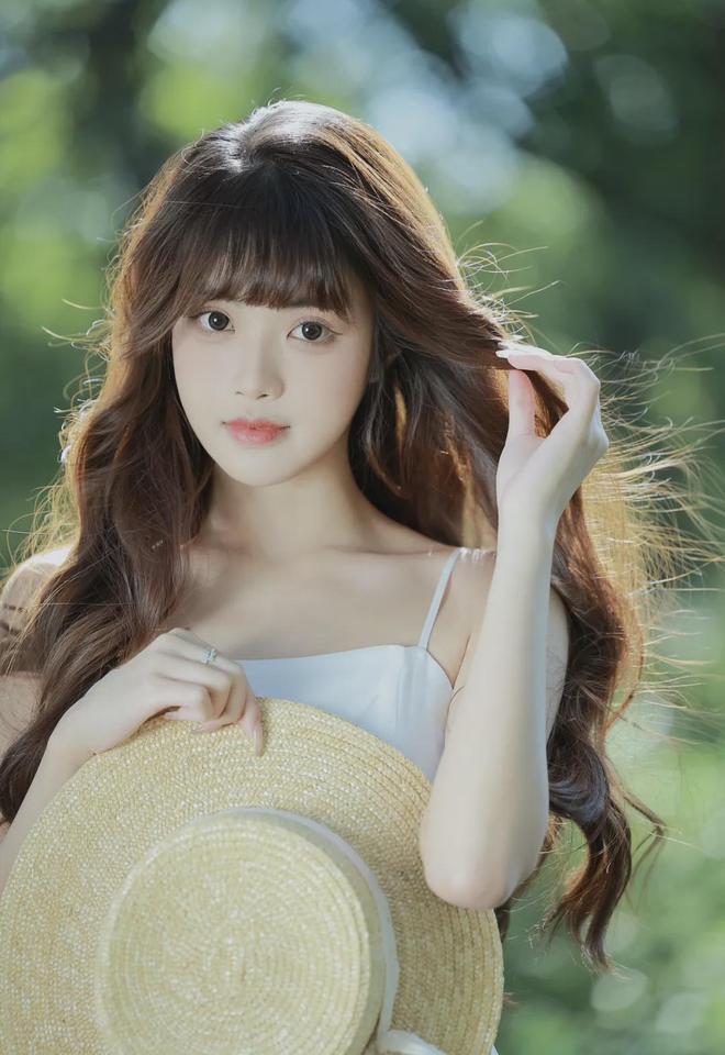 女生奖励自己的图片CQ9电子app